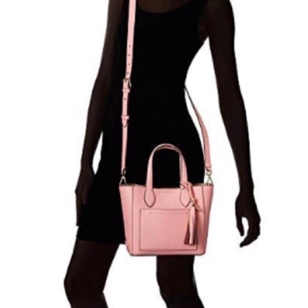 New Cole Haan handbags🎀😍 offer welcome